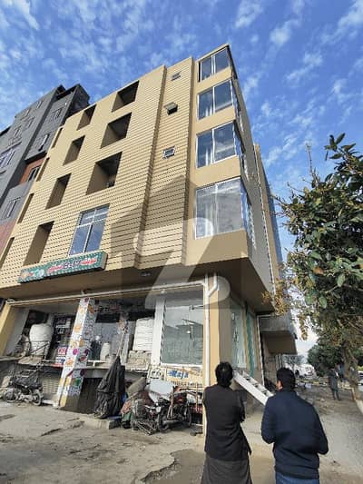 ایم پی سی ایچ ایس ۔ ملٹی گارڈنز بی ۔ 17,اسلام آباد میں 1 مرلہ دکان 57.0 ہزار میں کرایہ پر دستیاب ہے۔