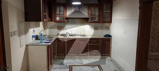 ای ۔ 11 اسلام آباد میں 2 کمروں کا 7 مرلہ زیریں پورشن 75.0 ہزار میں کرایہ پر دستیاب ہے۔