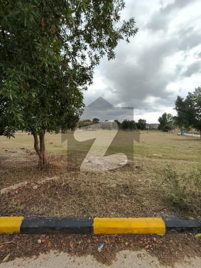 ڈی ایچ اے ویلی - آلینڈر سیکٹر ڈی ایچ اے ویلی,ڈی ایچ اے ڈیفینس,اسلام آباد میں 8 مرلہ پلاٹ فائل 14.0 لاکھ میں برائے فروخت۔