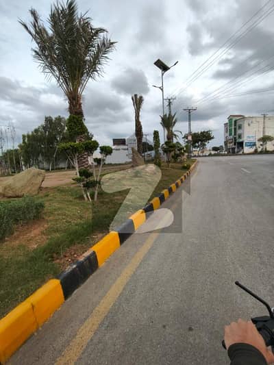 ڈی ایچ اے ویلی - بلیوبیل سیکٹر ڈی ایچ اے ویلی,ڈی ایچ اے ڈیفینس,اسلام آباد میں 8 مرلہ پلاٹ فائل 16.0 لاکھ میں برائے فروخت۔