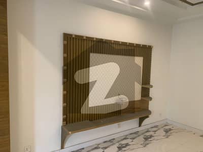 10 marla house for rent