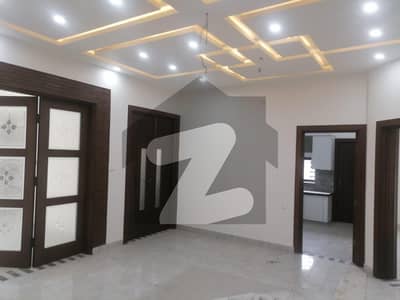 1 Kanal House Solar Equipped