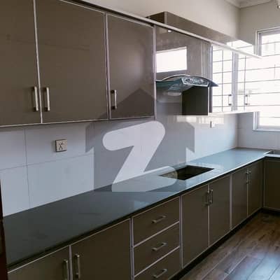 جناح گارڈنز ایف ای سی ایچ ایس,اسلام آباد میں 4 کمروں کا 7 مرلہ مکان 1.2 لاکھ میں کرایہ پر دستیاب ہے۔