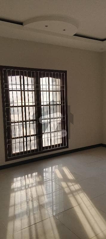 ڈی ایچ اے فیز 2 ڈی ایچ اے ڈیفینس,کراچی میں 7 کمروں کا 1 کنال مکان 14.5 کروڑ میں برائے فروخت۔