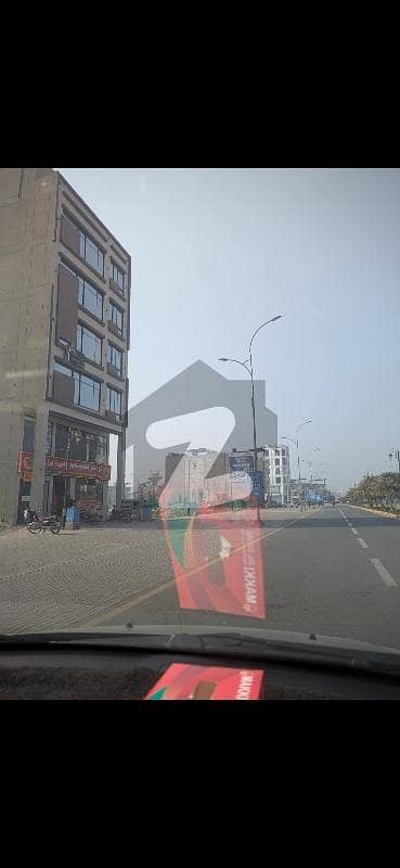 4 Marla commercial Main 80 ft bulverd for sale Hot location