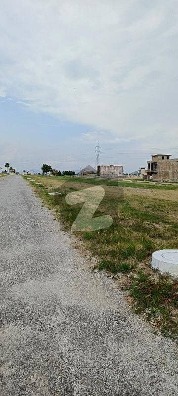 5-Marla Corner Plot# 6340 Faisal Hills C block Investor price