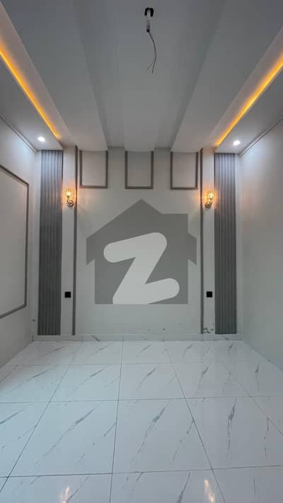 گرین آرچرڈ لوئر کینال روڈ,فیصل آباد میں 4 کمروں کا 4 مرلہ مکان 1.43 کروڑ میں برائے فروخت۔