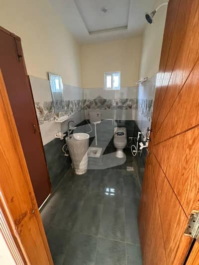 10 MARLA DOUBLE STORY HOUSE AVAILABLE FOR RENT KHAYABAN E ALI BAHAWALPUR