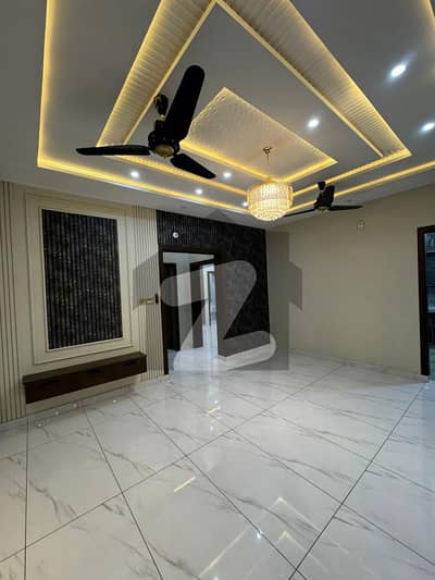 NEAR TO PARK, 10 MARLA BRAND NEW LUXURY HOUSE AVAILABLE FOR SALE