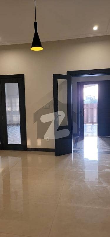 10 Marla 5 Bedrooms attached bathrooms double unit with 2 kitchens. Near Masjid, School & Park for sale. Dem 4.85 Offer Required Urgent Sale.