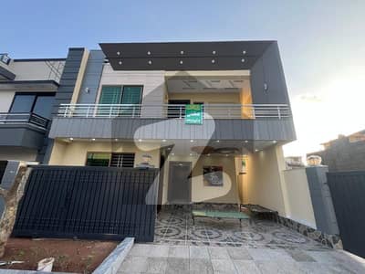 جناح گارڈنز ایف ای سی ایچ ایس,اسلام آباد میں 5 کمروں کا 7 مرلہ مکان 3.7 کروڑ میں برائے فروخت۔