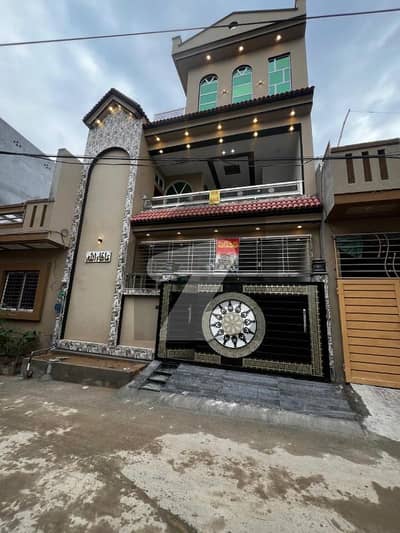 میسرائل روڈ راولپنڈی میں 4 کمروں کا 6 مرلہ مکان 2.5 کروڑ میں برائے فروخت۔