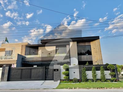 1 Kanal Brand New House Available For Sale On Main 60ft Road Facing