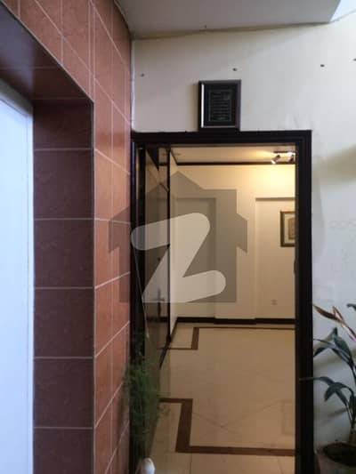 ڈی ایچ اے فیز 6 ڈی ایچ اے ڈیفینس,کراچی میں 3 کمروں کا 8 مرلہ فلیٹ 3.2 کروڑ میں برائے فروخت۔ ڈی ایچ اے فیز 6 ڈی ایچ اے ڈیفینس,کراچی میں 3 کمروں کا 8 مرلہ فلیٹ 3.2 کروڑ میں برائے فروخت۔