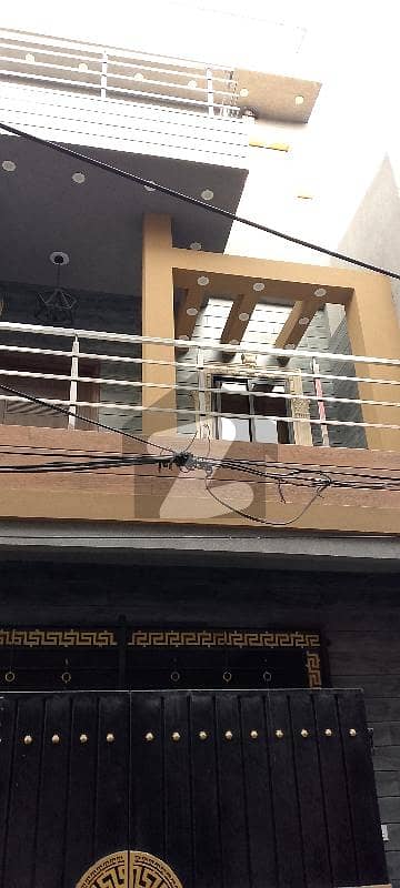 علامہ اقبال ٹاؤن ۔ نیلم بلاک علامہ اقبال ٹاؤن,لاہور میں 6 کمروں کا 5 مرلہ مکان 3.18 کروڑ میں برائے فروخت۔