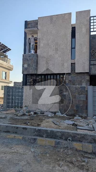 ایم پی سی ایچ ایس - بلاک ای ایم پی سی ایچ ایس ۔ ملٹی گارڈنز,بی ۔ 17,اسلام آباد میں 6 کمروں کا 10 مرلہ مکان 5.75 کروڑ میں برائے فروخت۔