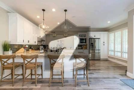 بحریہ ٹاؤن سیکٹر سی بحریہ ٹاؤن,لاہور میں 1 کمرے کا 2 مرلہ فلیٹ 75.0 لاکھ میں برائے فروخت۔