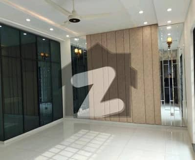 Buy A House Of 10 Marla In Bahria Town - Sector C