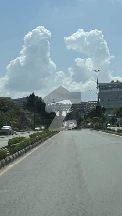 ڈی ایچ اے فیز 2 - سیکٹر بی ڈی ایچ اے ڈیفینس فیز 2,ڈی ایچ اے ڈیفینس,اسلام آباد میں 1 کنال رہائشی پلاٹ 4.35 کروڑ میں برائے فروخت۔ ڈی ایچ اے فیز 2 - سیکٹر بی ڈی ایچ اے ڈیفینس فیز 2,ڈی ایچ اے ڈیفینس,اسلام آباد میں 1 کنال رہائشی پلاٹ 4.35 کروڑ میں برائے فروخت۔