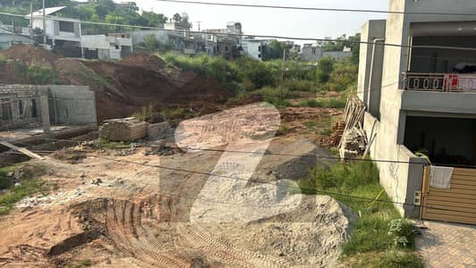 کلفٹن ٹاؤن شپ راولپنڈی میں 7 مرلہ رہائشی پلاٹ 55.0 لاکھ میں برائے فروخت۔