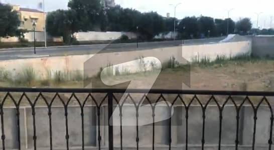 عمارکینیان ویوز اسلام آباد میں 4 کمروں کا 1 کنال مکان 6.2 کروڑ میں برائے فروخت۔