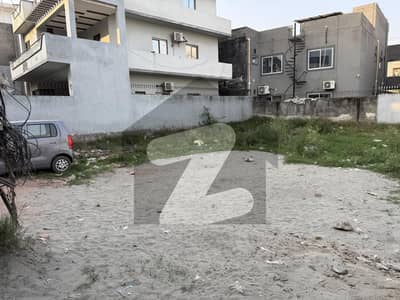 پنجاب یونیورسٹی ایمپلائیز سوسائٹی لاہور میں 10 مرلہ رہائشی پلاٹ 1.98 کروڑ میں برائے فروخت۔