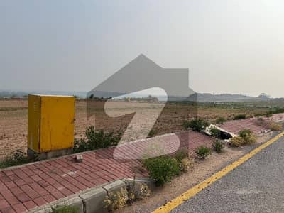 بحریہ ٹاؤن فیز 8 - بحریہ آرچرڈ بحریہ ٹاؤن فیز 8,بحریہ ٹاؤن راولپنڈی,راولپنڈی میں 5 مرلہ رہائشی پلاٹ 16.75 لاکھ میں برائے فروخت۔