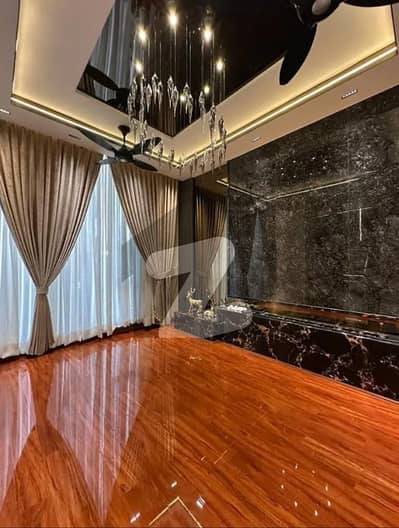 urgent for rent 10 Marla upper portion in cc block bahria town Lahore