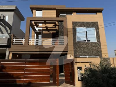 Owner Built Slightly used 10 Marla Double Storey House For Sale in Central Park Lahore Owner Built Slightly used 10 Marla Double Storey House For Sale in Central Park Lahore