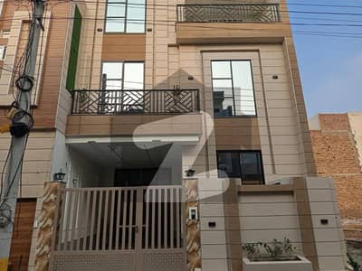 گرین ویلی سمندری روڈ,فیصل آباد میں 4 مرلہ مکان 1.7 کروڑ میں برائے فروخت۔