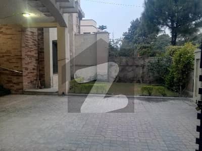 2 Floors (Ground + 1st) Available for Rent