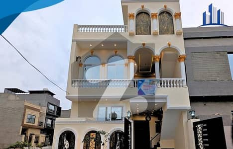 وائٹل ہومز ای ای وائٹل ہومز ہاؤسنگ سکیم,لاہور میں 5 کمروں کا 5 مرلہ مکان 1.95 کروڑ میں برائے فروخت۔