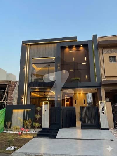 5 Marla Ultra Modern Brand New House For Rent In DHA Phase 9