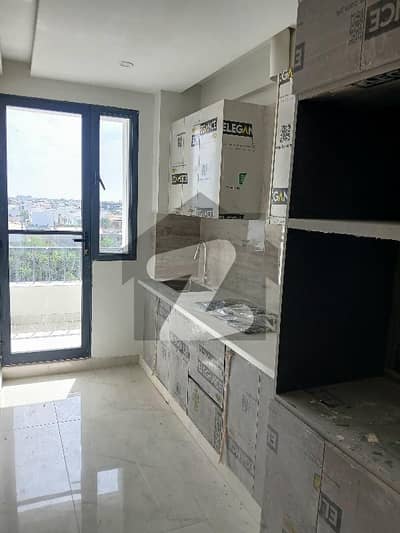 Branded 3-BEDROOM Apartment With Cupboards With Lift Backup Generator Only For Small Family Living. . RENT