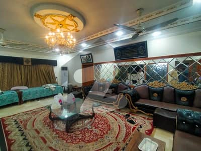 ویلینشیاء ۔ بلاک ایچ ویلینشیاء ہاؤسنگ سوسائٹی,لاہور میں 5 کمروں کا 16 مرلہ مکان 2.15 لاکھ میں کرایہ پر دستیاب ہے۔