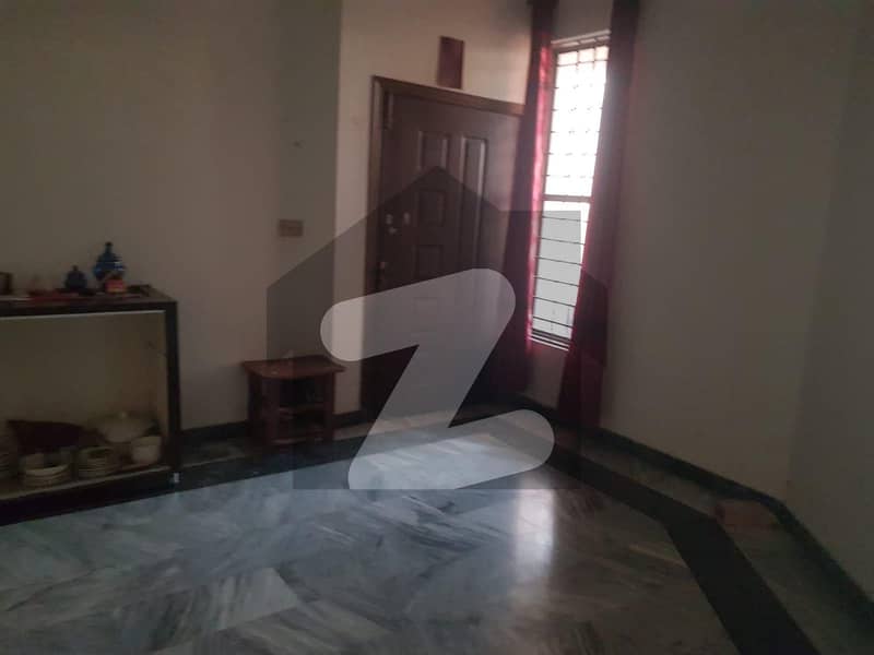 آئی 11/2 آئی ۔ 11,اسلام آباد میں 4 کمروں کا 4 مرلہ مکان 2.65 کروڑ میں برائے فروخت۔ آئی 11/2 آئی ۔ 11,اسلام آباد میں 4 کمروں کا 4 مرلہ مکان 2.65 کروڑ میں برائے فروخت۔