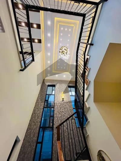 10 Marla Luxury House for Rent Royal Orchard, Multan