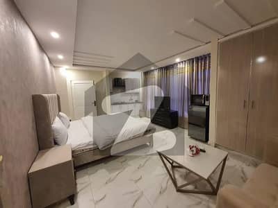 Defence resedency luxurious furnished corner apartment for rent