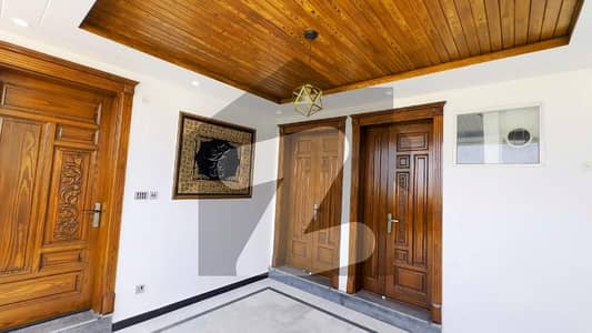 Brand New full house Available