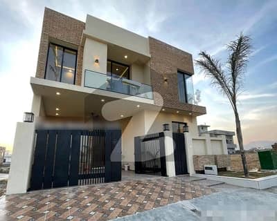 ایم پی سی ایچ ایس - بلاک ای ایم پی سی ایچ ایس ۔ ملٹی گارڈنز,بی ۔ 17,اسلام آباد میں 8 مرلہ مکان 3.55 کروڑ میں برائے فروخت۔