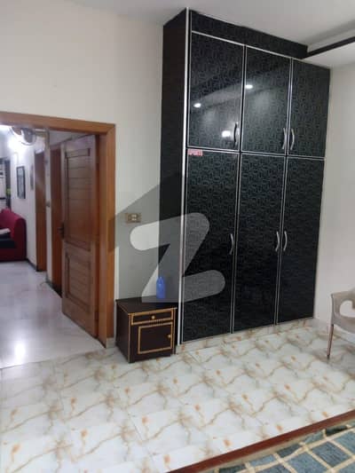 10 Marla Beautiful House For Sale In Gulshan-e-lahore
