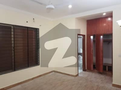 ٹاپ سٹی 1 اسلام آباد میں 1 کمرے کا 2 مرلہ فلیٹ 50.0 ہزار میں کرایہ پر دستیاب ہے۔