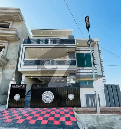 ائیرپورٹ ہاؤسنگ سوسائٹی - سیکٹر 4 ائیرپورٹ ہاؤسنگ سوسائٹی,راولپنڈی میں 5 کمروں کا 6 مرلہ مکان 2.3 کروڑ میں برائے فروخت۔