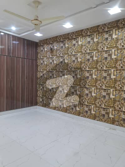 8 Marla Upper Portion Available For Rent