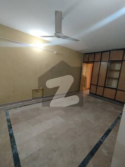 آئی ۔ 10 اسلام آباد میں 2 کمروں کا 6 مرلہ زیریں پورشن 68.0 ہزار میں کرایہ پر دستیاب ہے۔