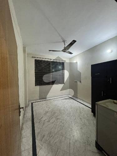 5 Marla Upper Portion Available For Rent In Johar Town Near Emporium Mall Family And Job Holders