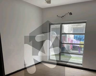 Idyllic House Available In Defence Raya For rent