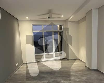 ڈیفینس رایا ڈی ایچ اے ڈیفینس,لاہور میں 1 کمرے کا 4 مرلہ فلیٹ 1.25 لاکھ میں کرایہ پر دستیاب ہے۔