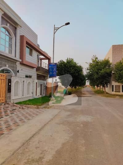 نیو لاهور سٹی لاہور میں 5 مرلہ رہائشی پلاٹ 37.5 لاکھ میں برائے فروخت۔