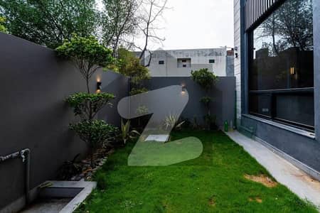 ONE KANAL HOUSE FOR RENT IN DHA PHASE 7